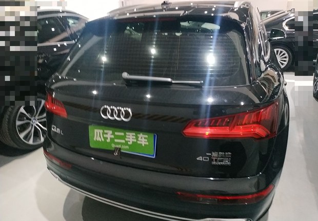 奥迪Q5L 40TFSI 2018款 2.0T 自动 荣享时尚型 (国Ⅴ) 