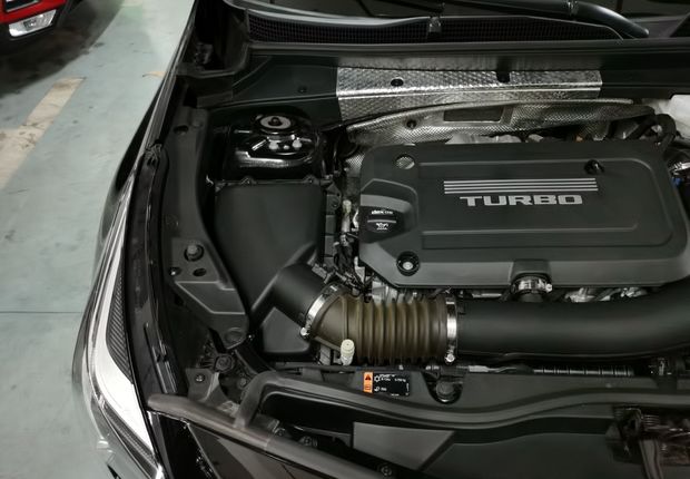 凯迪拉克XT4 2018款 2.0T 自动 28T领先型 (国Ⅵ) 