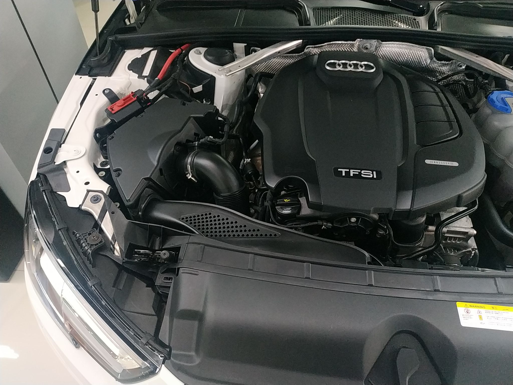 奥迪a4l2019款20t自动时尚型国Ⅴ