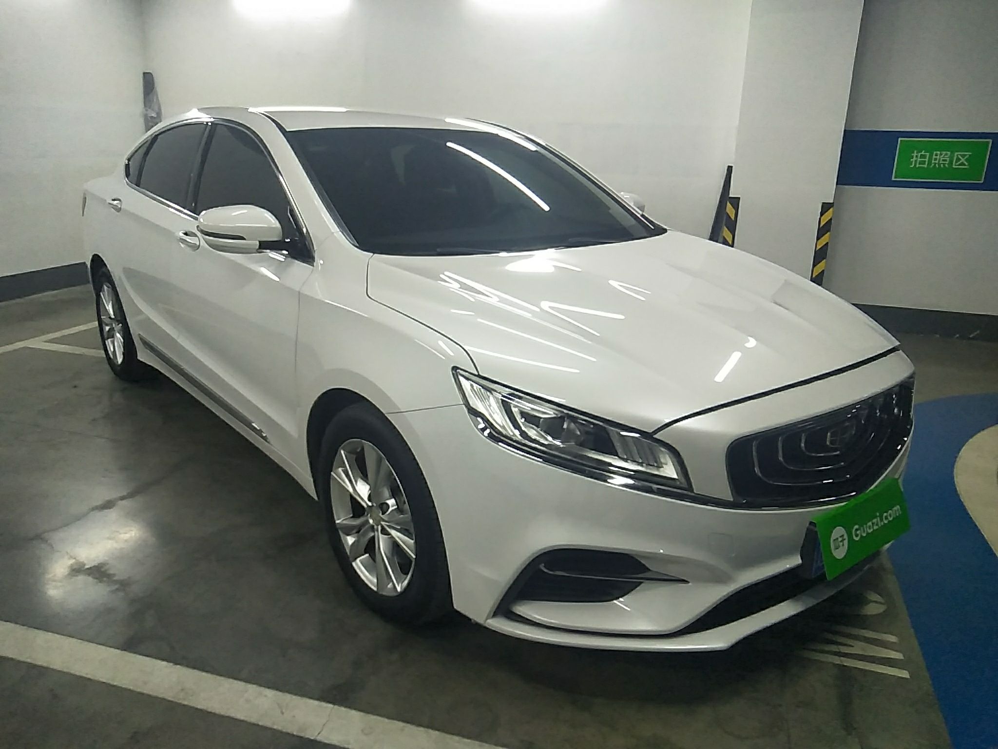 吉利博瑞ge2018款15t自动前驱耀驰版国Ⅴ