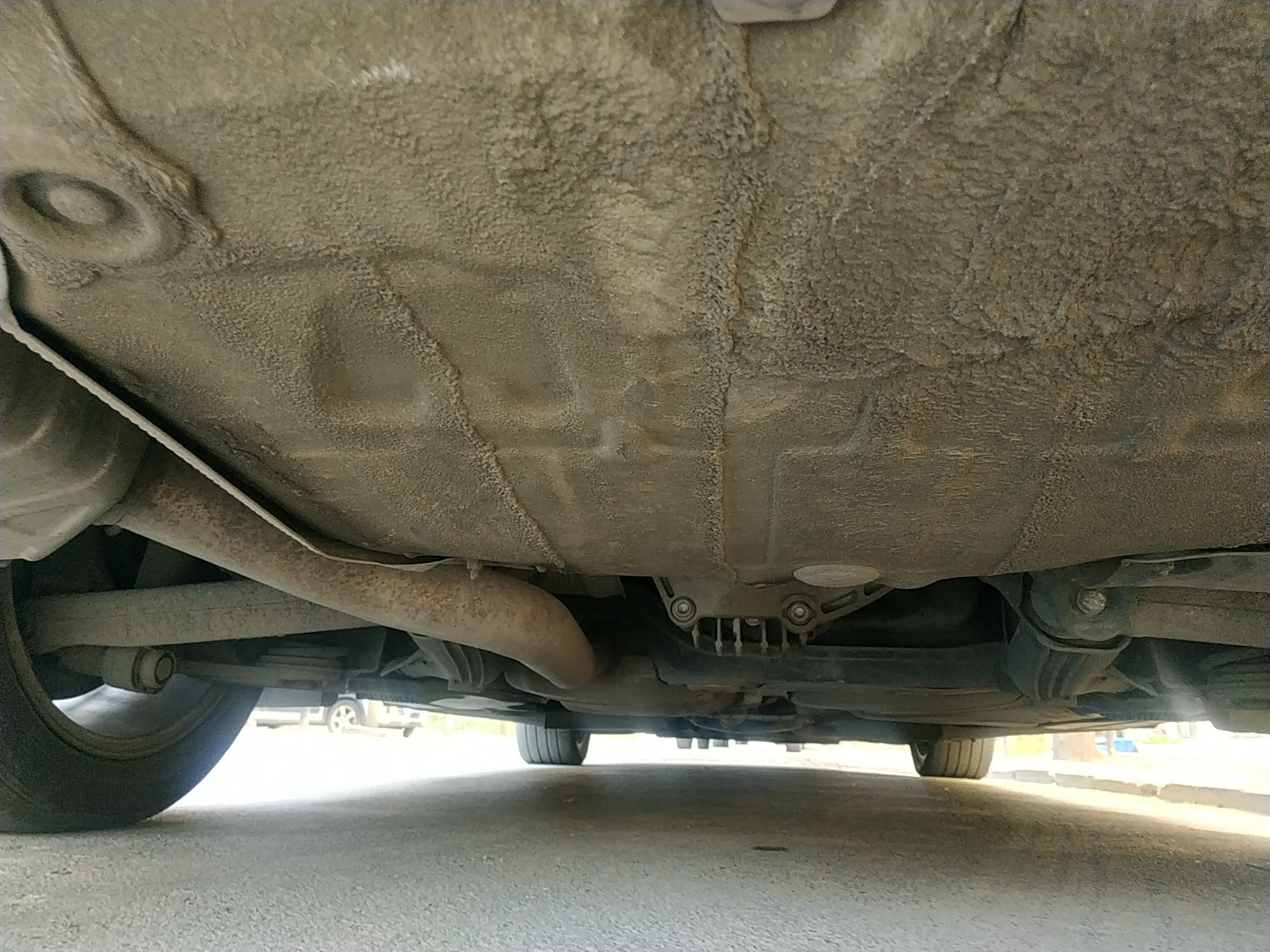 奥迪a4l2015款20t自动个性运动型国Ⅴ