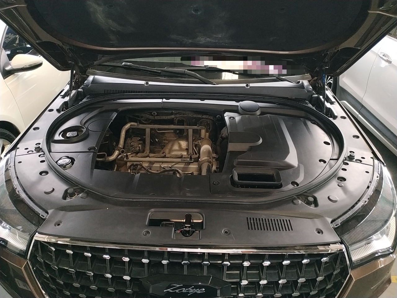 众泰t7002017款18t自动尊贵型贺岁版国Ⅴ