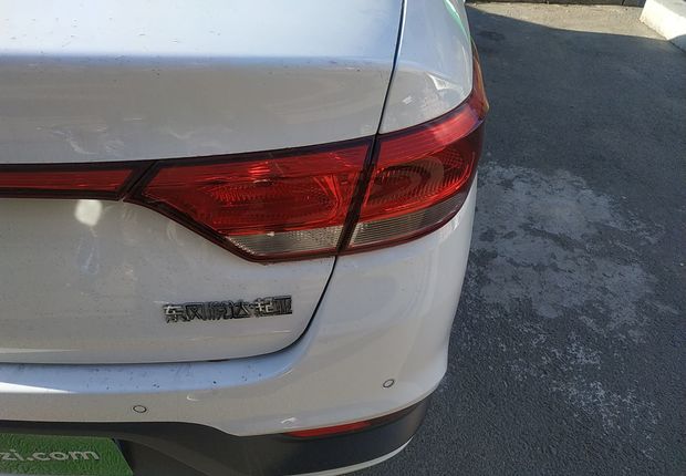 起亚K2 2017款 1.4L 手动 4门5座三厢车 GLS (国Ⅴ) 