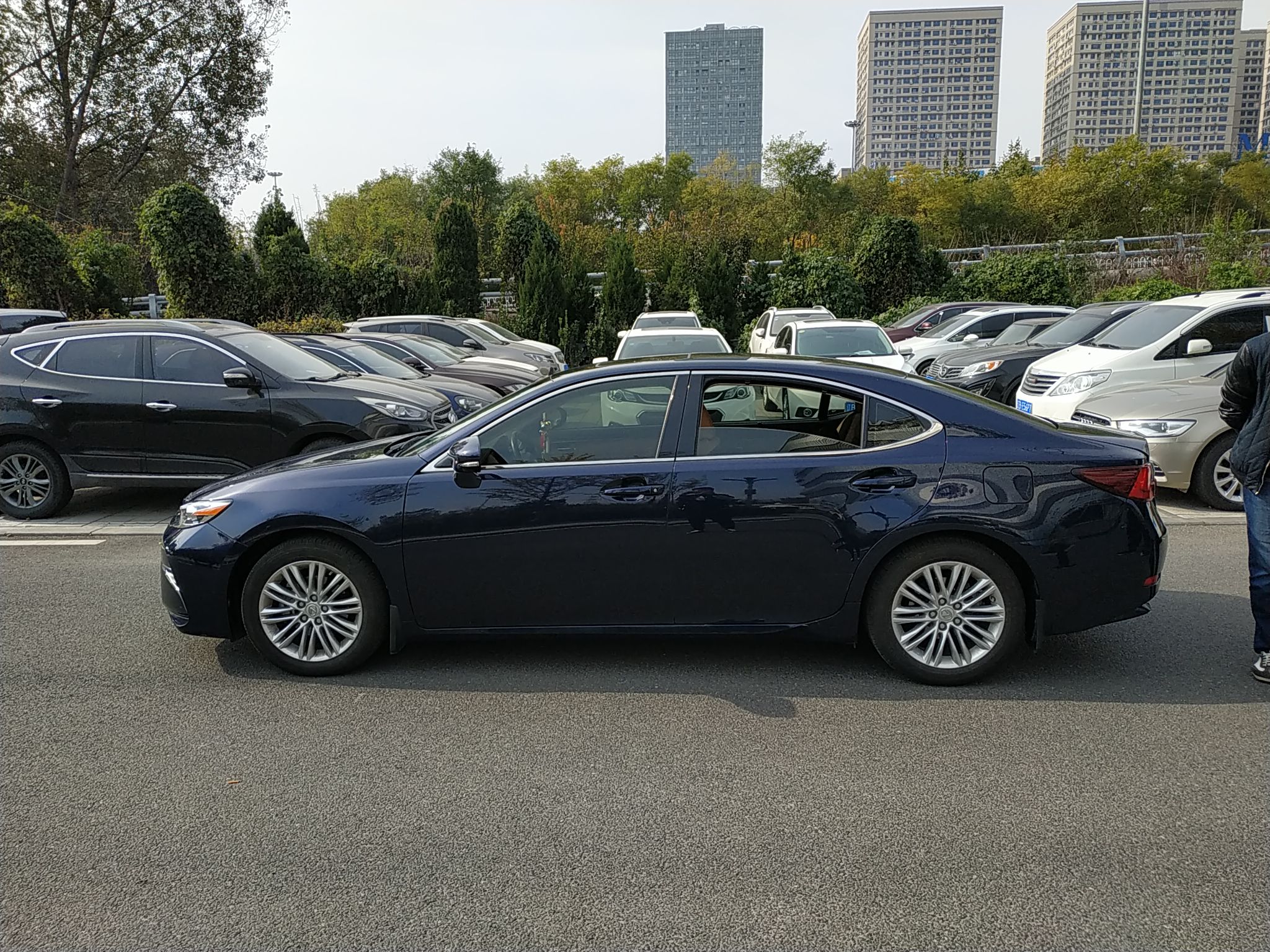 雷克萨斯es250进口2016款25l自动midnight特别限量版欧Ⅳ