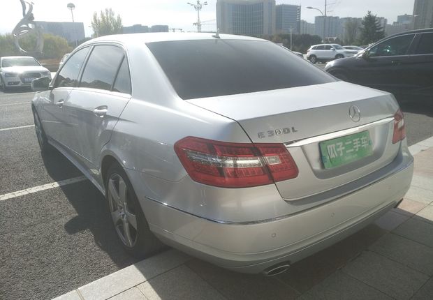 奔驰E级 E300L 2013款 3.0L 自动 汽油 优雅型 (国Ⅳ) 