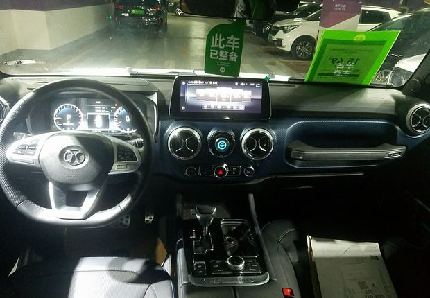 北京40 2019款 2.3T 自动 四驱 尊享型 (国Ⅵ) 