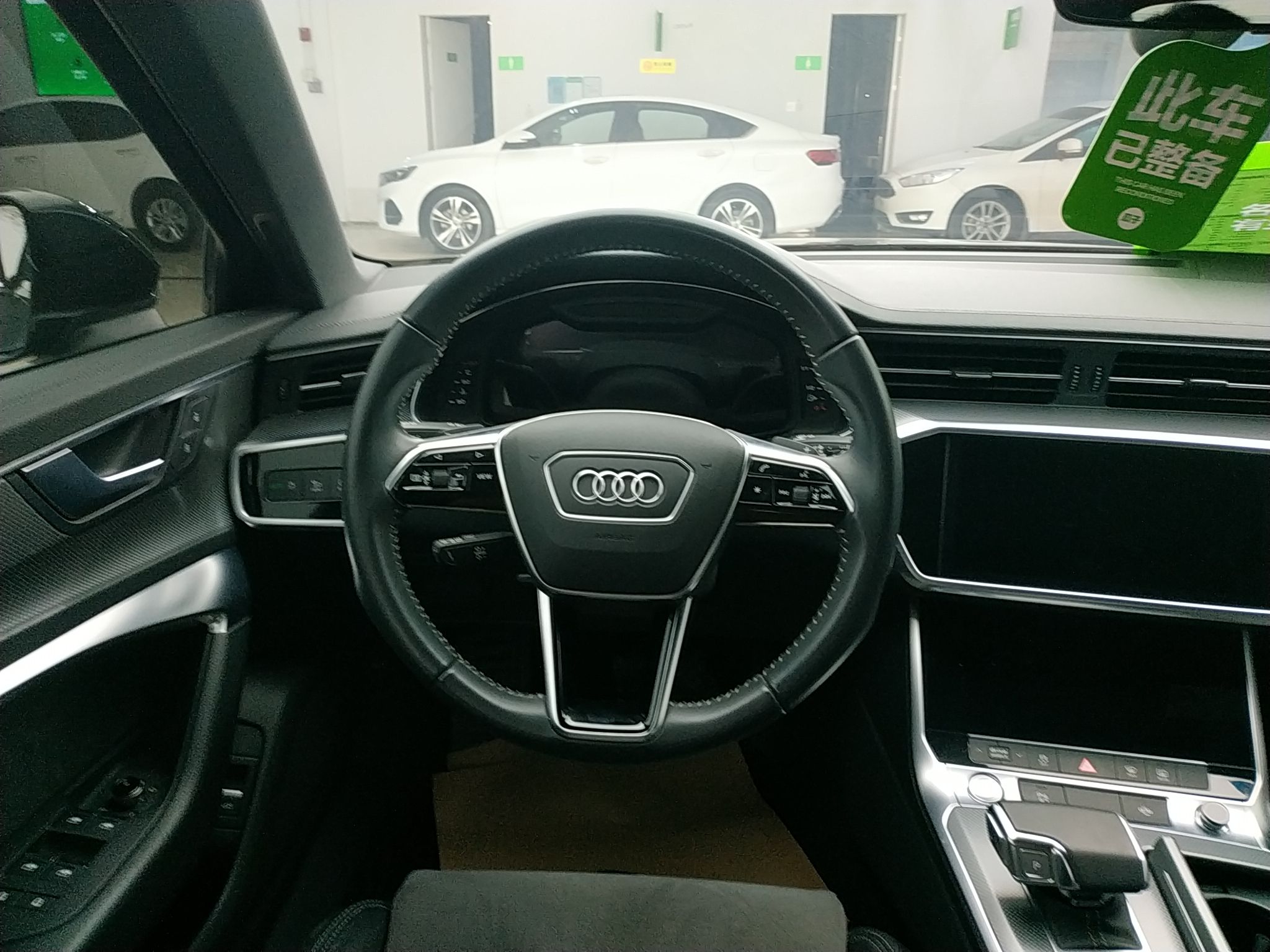 奥迪A6L 40TFSI 2019款 2.0T 自动 豪华动感型 (国Ⅵ) 