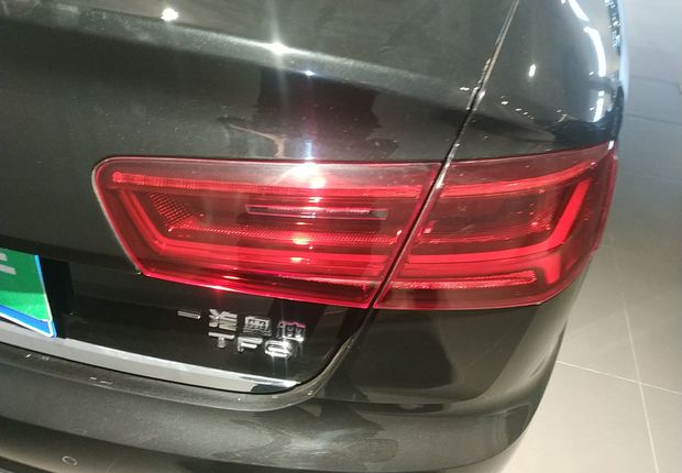 奥迪A6L TFSI 2018款 1.8T 自动 进取型30周年纪念版 (国Ⅴ) 