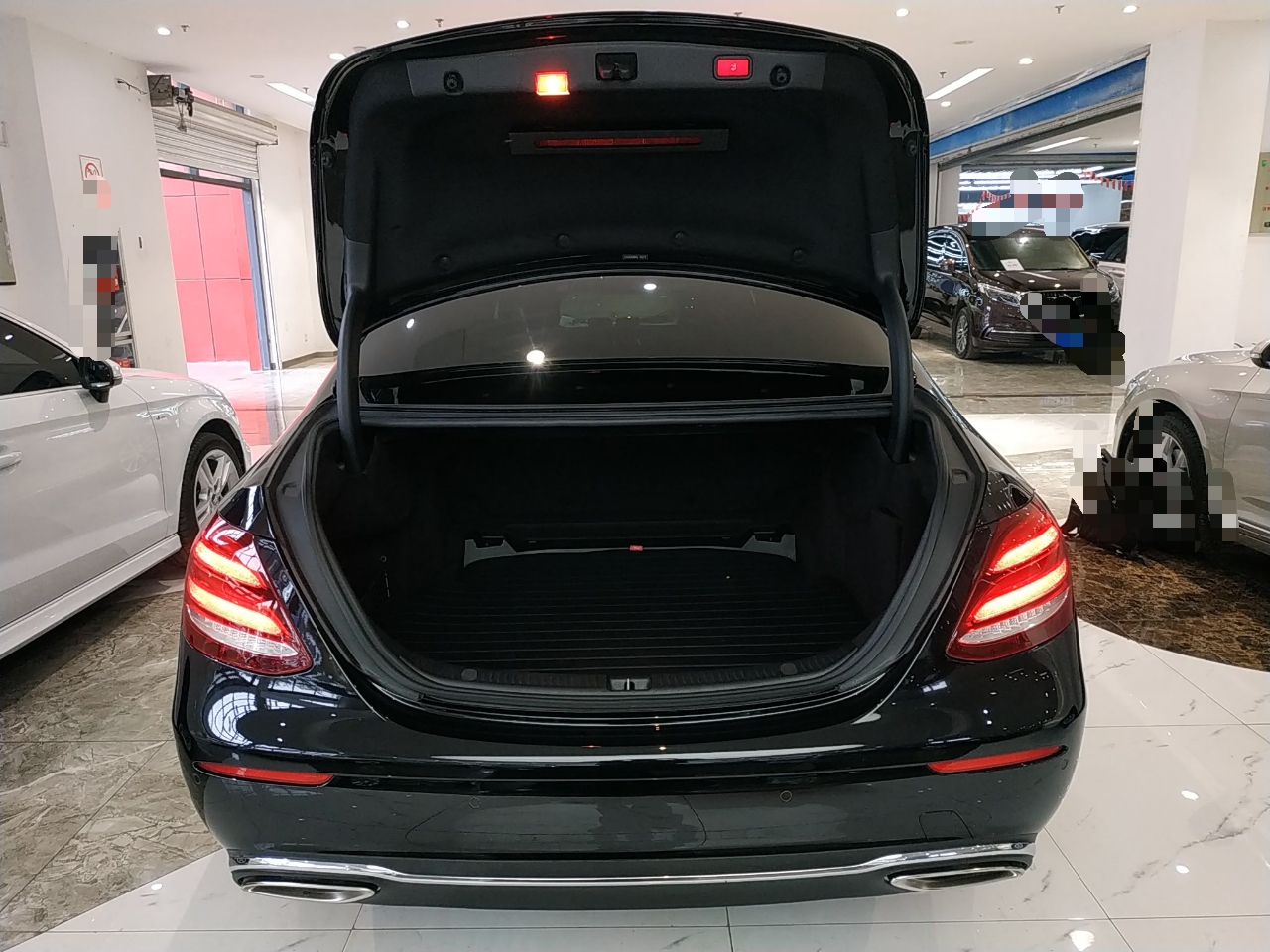 奔驰e级e300l2017款20t自动汽油豪华型国Ⅴ