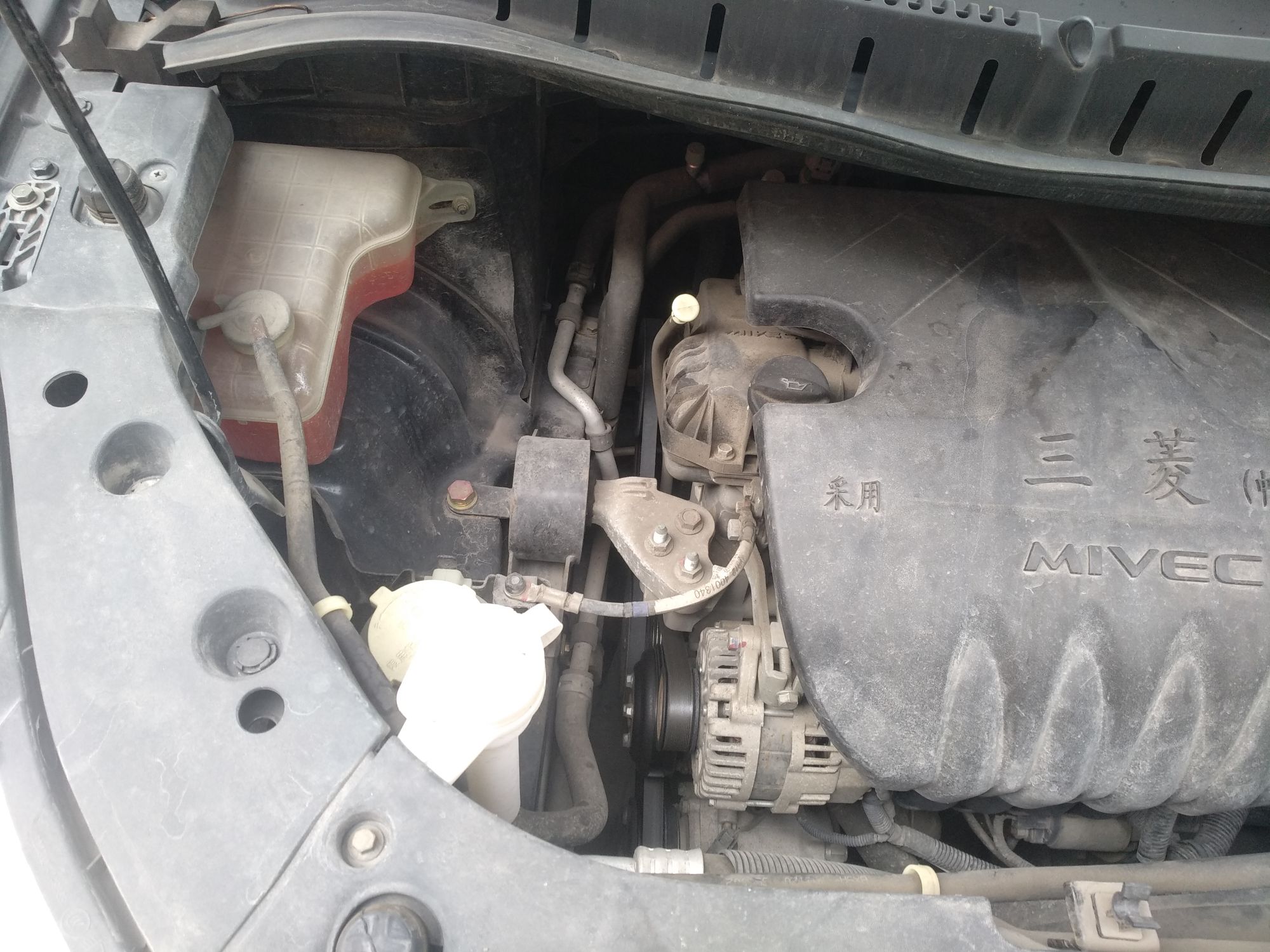 东风景逸x32016款15l手动前驱豪华型国Ⅴ