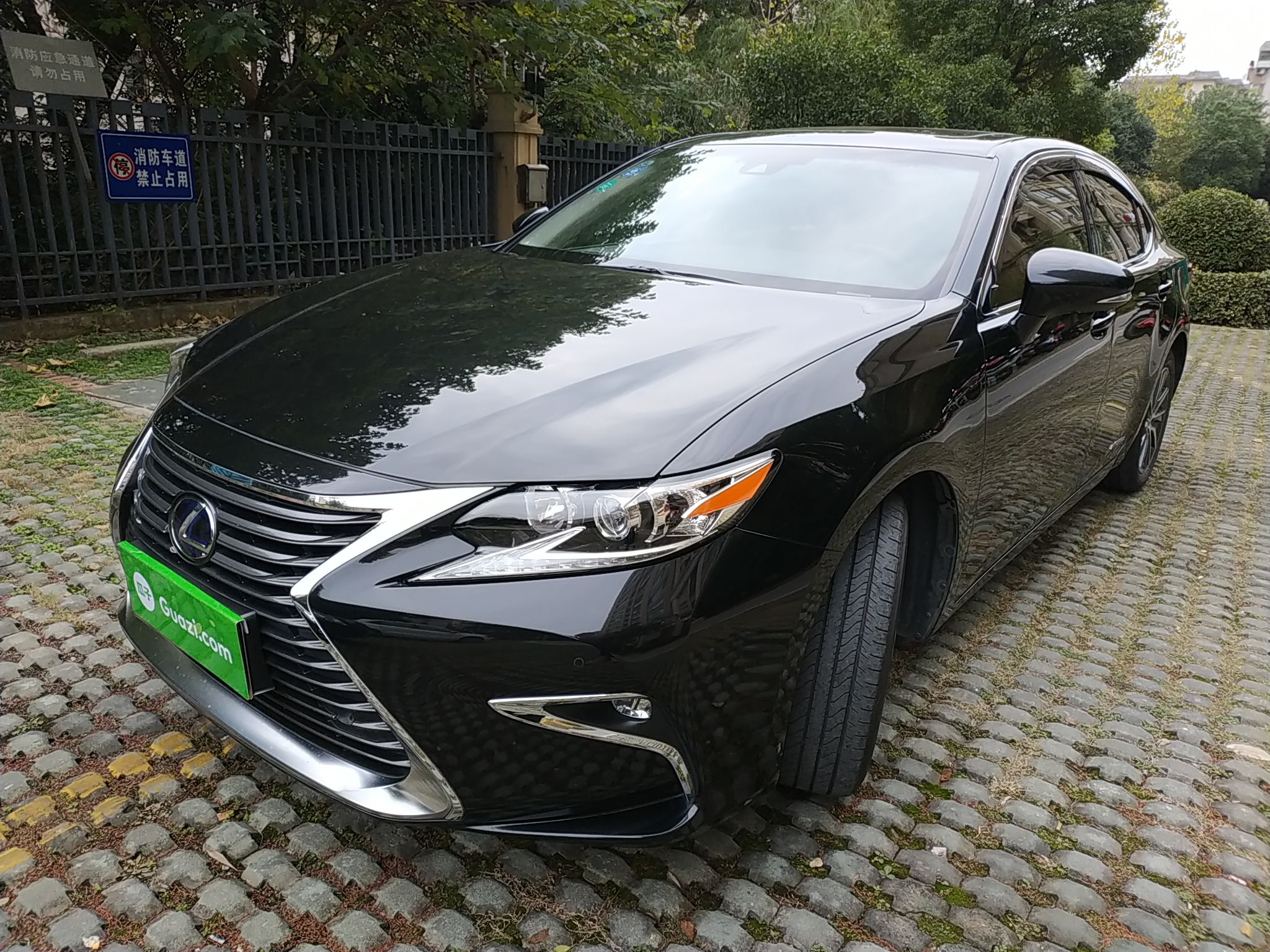 雷克萨斯es 300h [进口] 2015款 2.5l 自动 舒适版