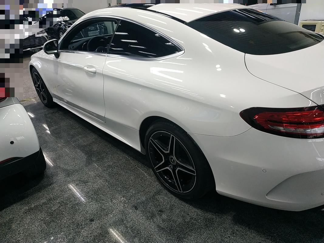 奔驰c级coupe c260 [进口] 2020款 1.5t 自动 汽油 轿跑版