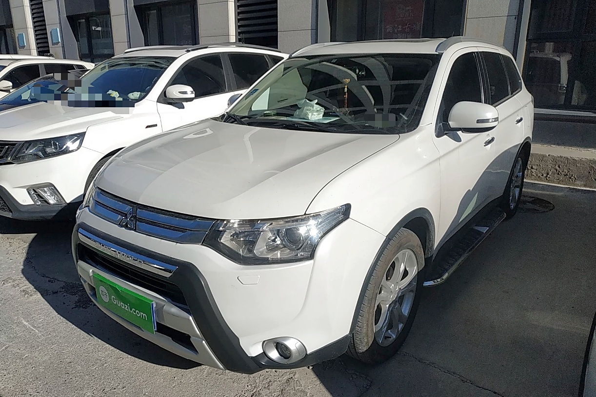 北京二手三菱欧蓝德14款2 4l 四驱豪华超值版5座 进口 北京昌平二手车交易市场 瓜子二手车