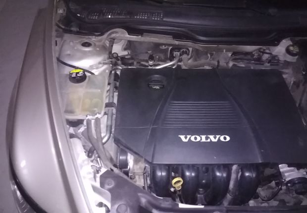 沃尔沃S40 2012款 2.0L 自动 汽油 尊享版 (国Ⅳ) 