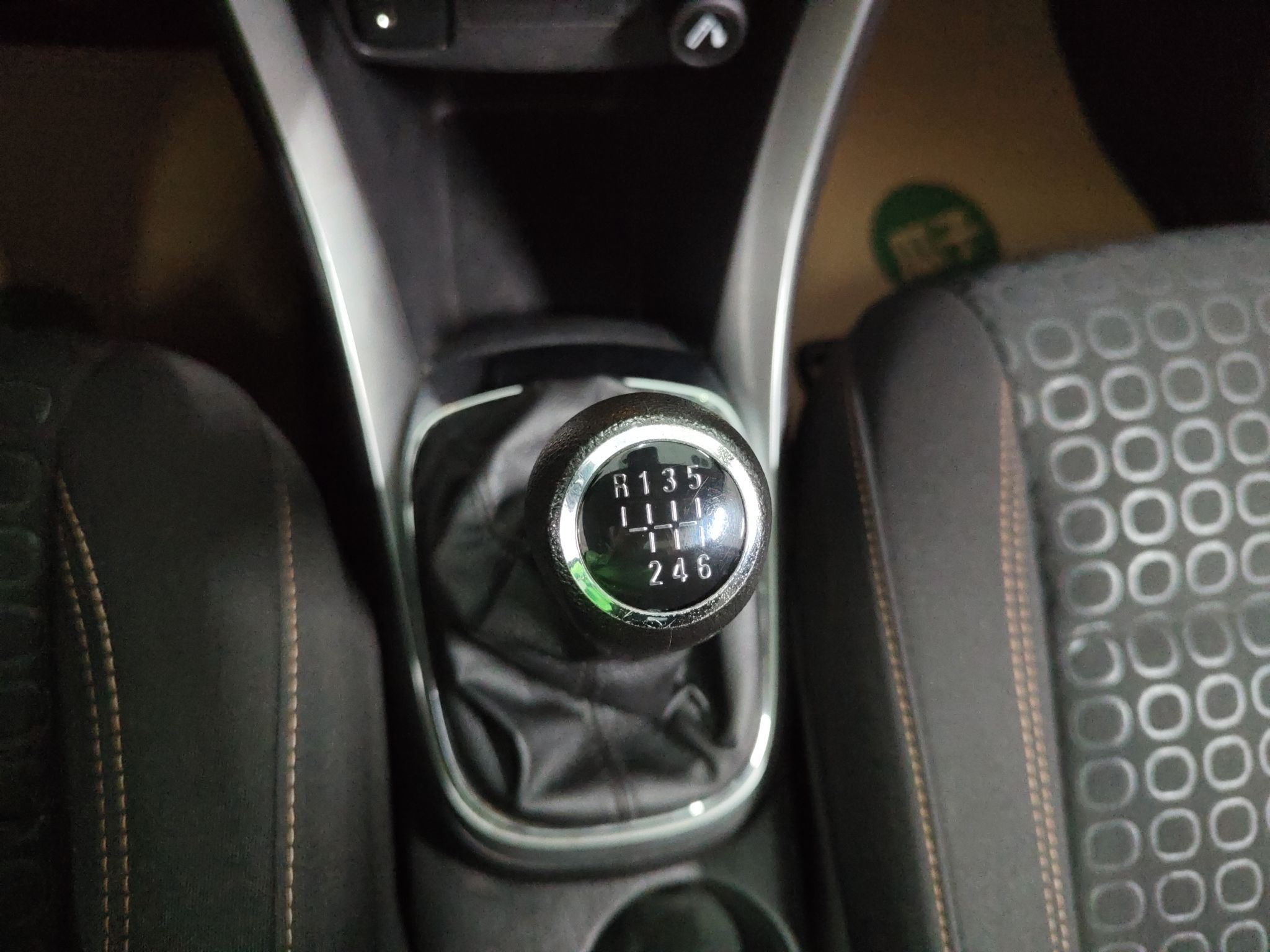 雪佛兰创酷 2018款 1.4T 手动 前驱 330T舒适型 (国Ⅴ) 