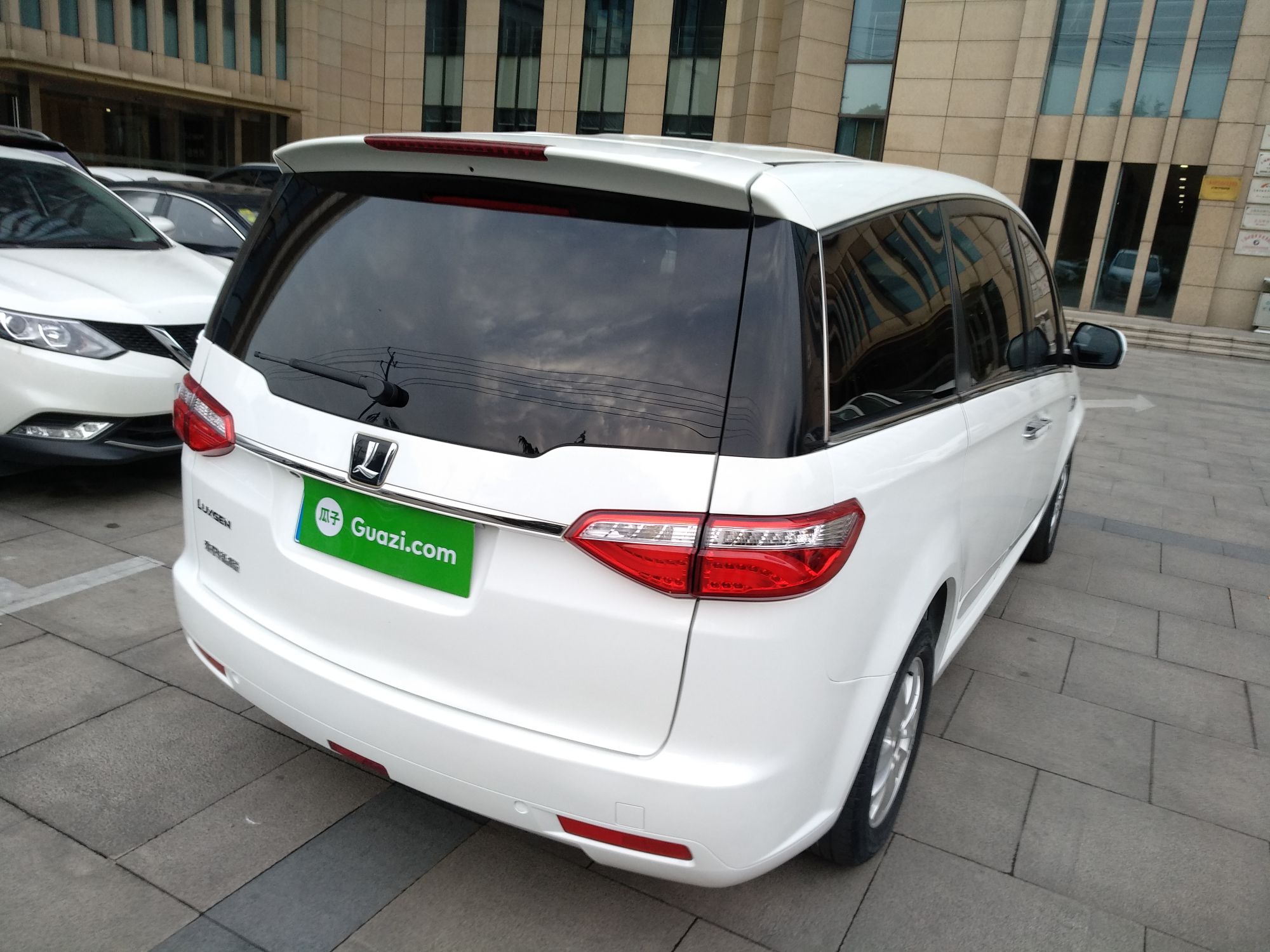 纳智捷大7 MPV 2016款 2.0T 自动 7座 舒享型 (国Ⅴ) 