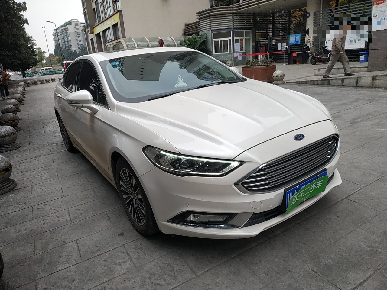 福特蒙迪欧 2017款 2.0t 自动 ecoboost200豪华型 (国Ⅴ)