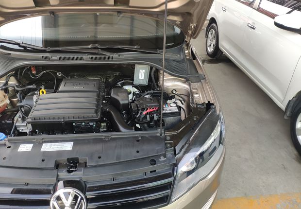 大众捷达 2015款 1.6L 自动 汽油 质惠版时尚型 (国Ⅳ) 