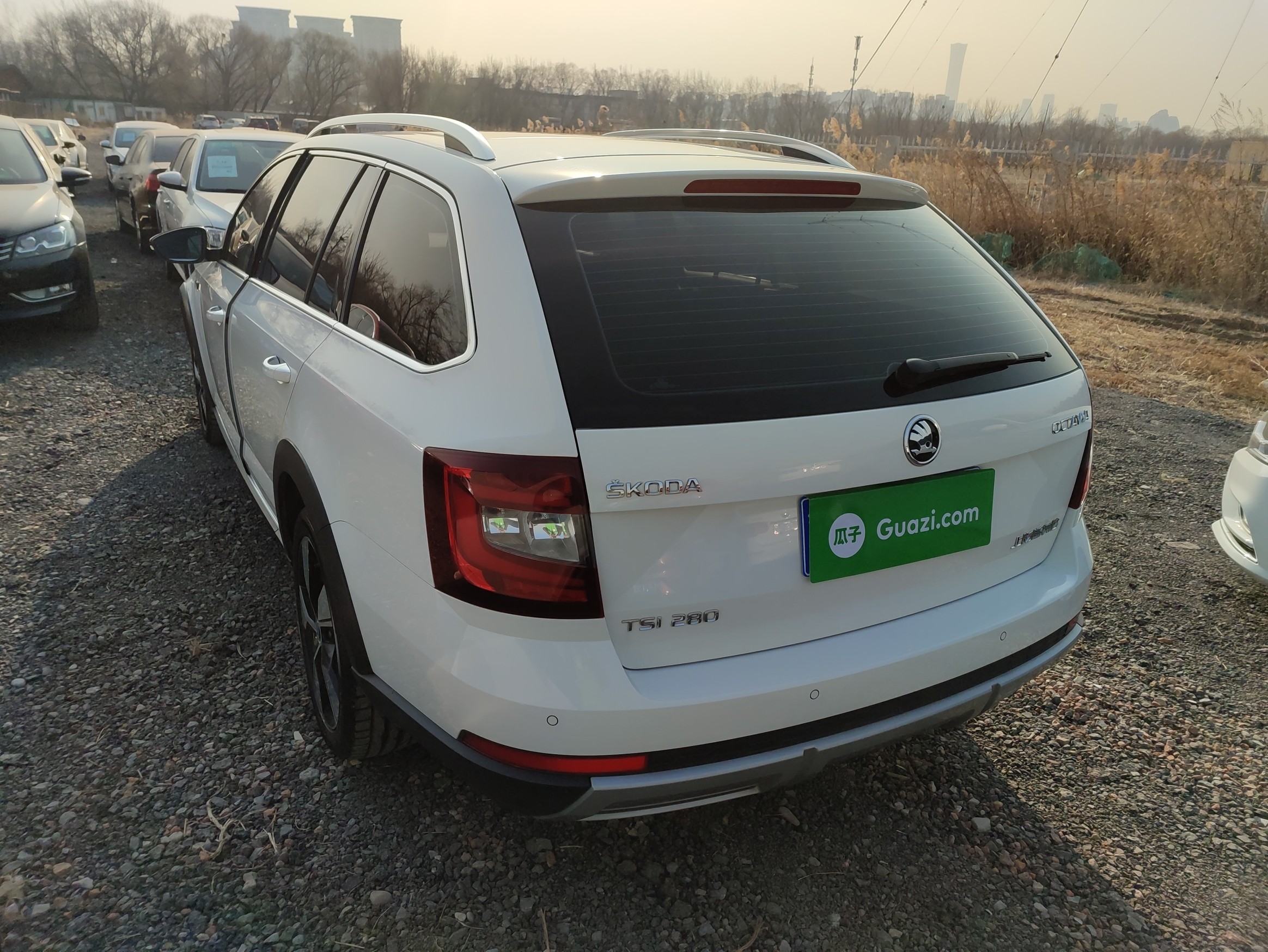 斯柯达明锐旅行 2018款 1.4t 自动 前驱 280tsi豪华版 (国Ⅴ)