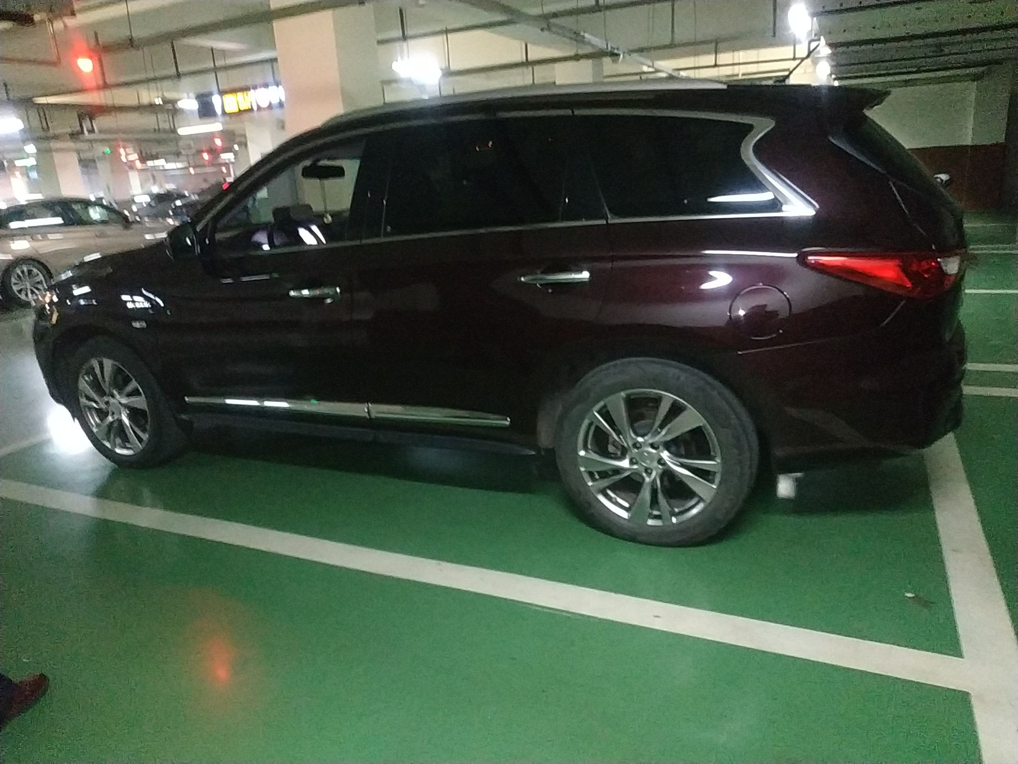 英菲尼迪QX60 [进口] 2014款 2.5T 自动 前驱 卓越版 (欧Ⅴ) 