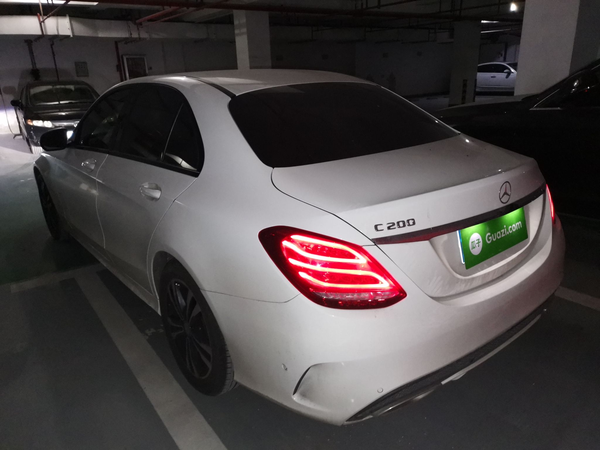 奔驰c级c2002017款20t自动运动版国Ⅴ