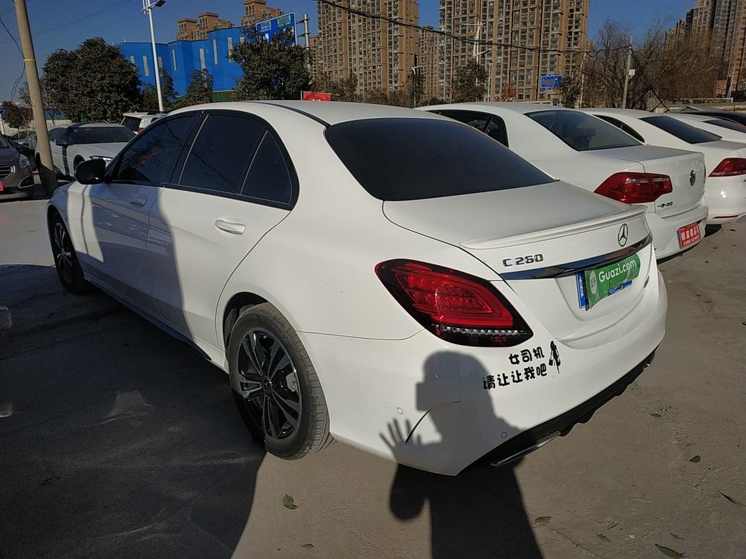 奔驰C级 C260 2019款 1.5T 自动 运动版 (国Ⅴ) 