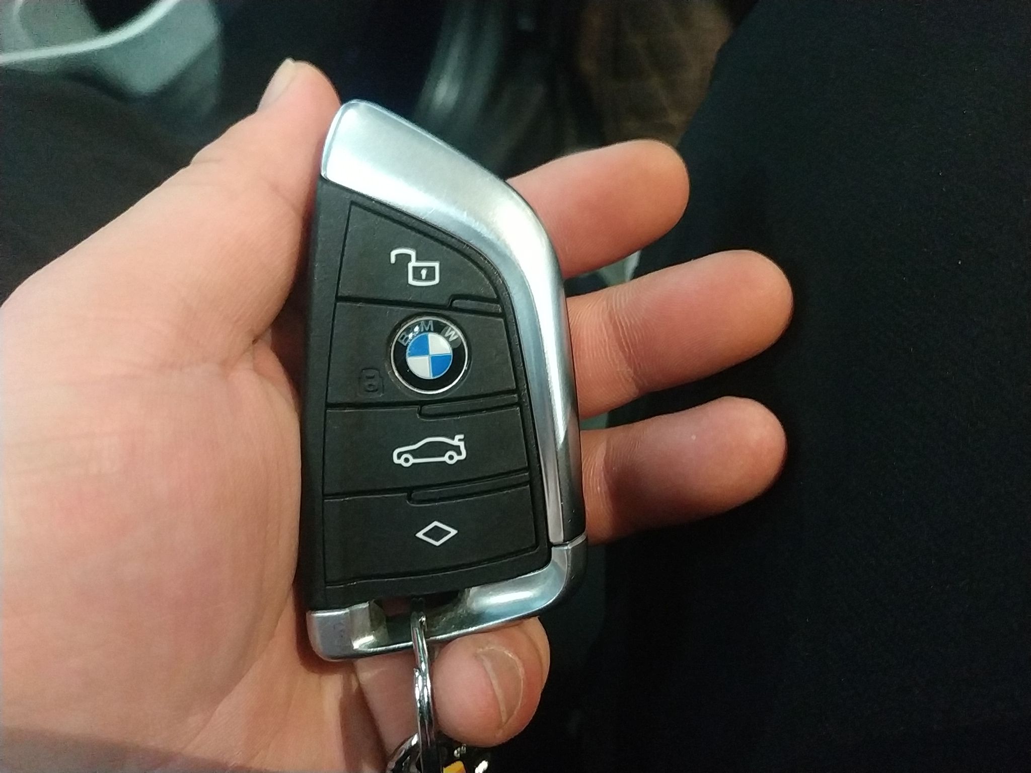 宝马3系325li2020款20t自动汽油m运动套装国Ⅵ