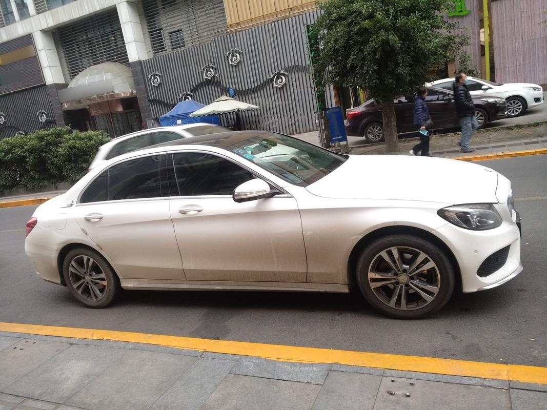 奔驰C级 C200L 2016款 2.0T 自动 运动型 (国Ⅴ) 