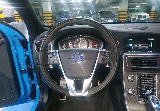 沃尔沃V60 [进口] 2017款 2.0T 自动 Polestar 