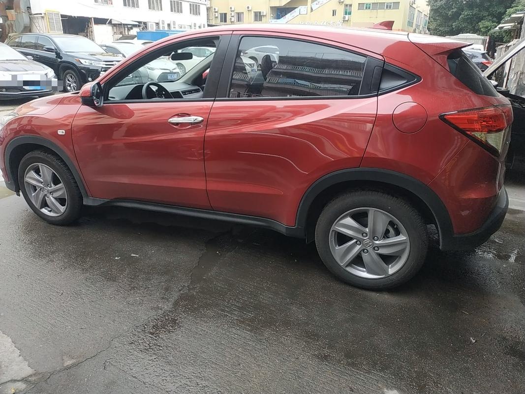 本田缤智2020款15l自动精英版国Ⅵ