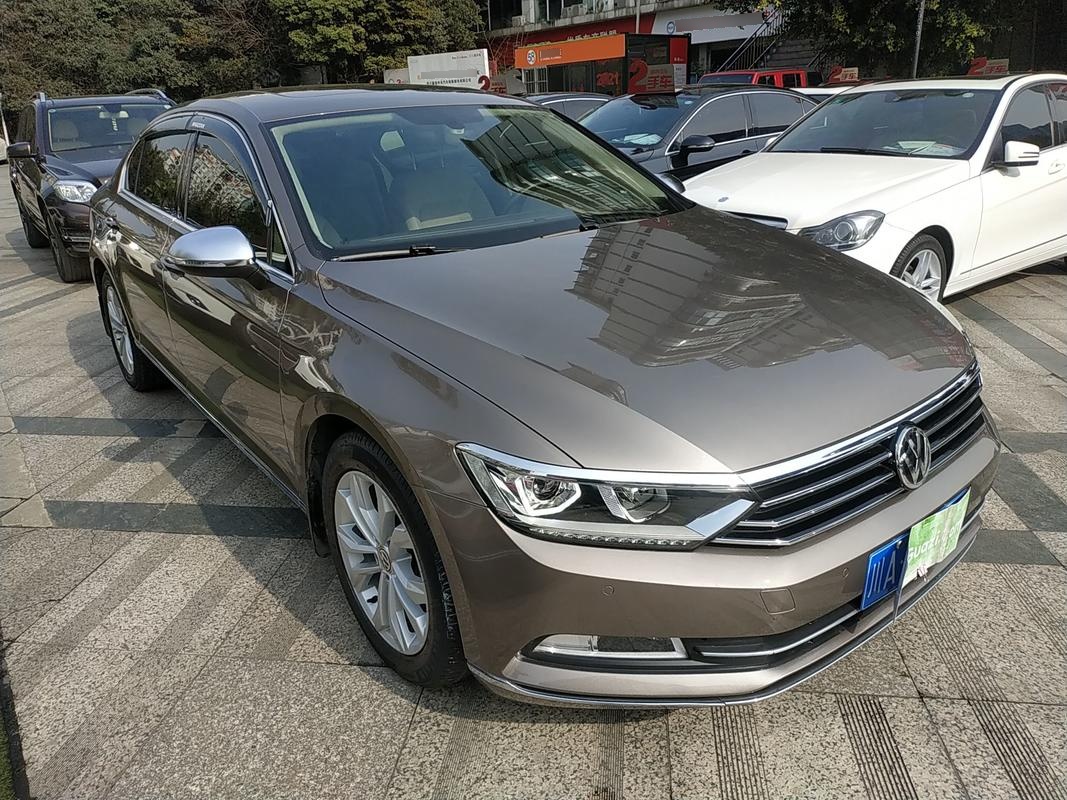 大众迈腾 2017款 2.0t 自动 汽油 380tsi豪华型 (国Ⅴ)