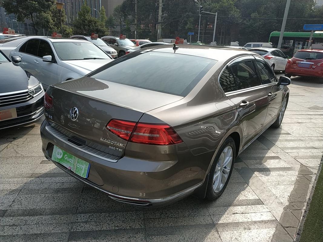 大众迈腾 2017款 2.0t 自动 汽油 380tsi豪华型 (国Ⅴ)