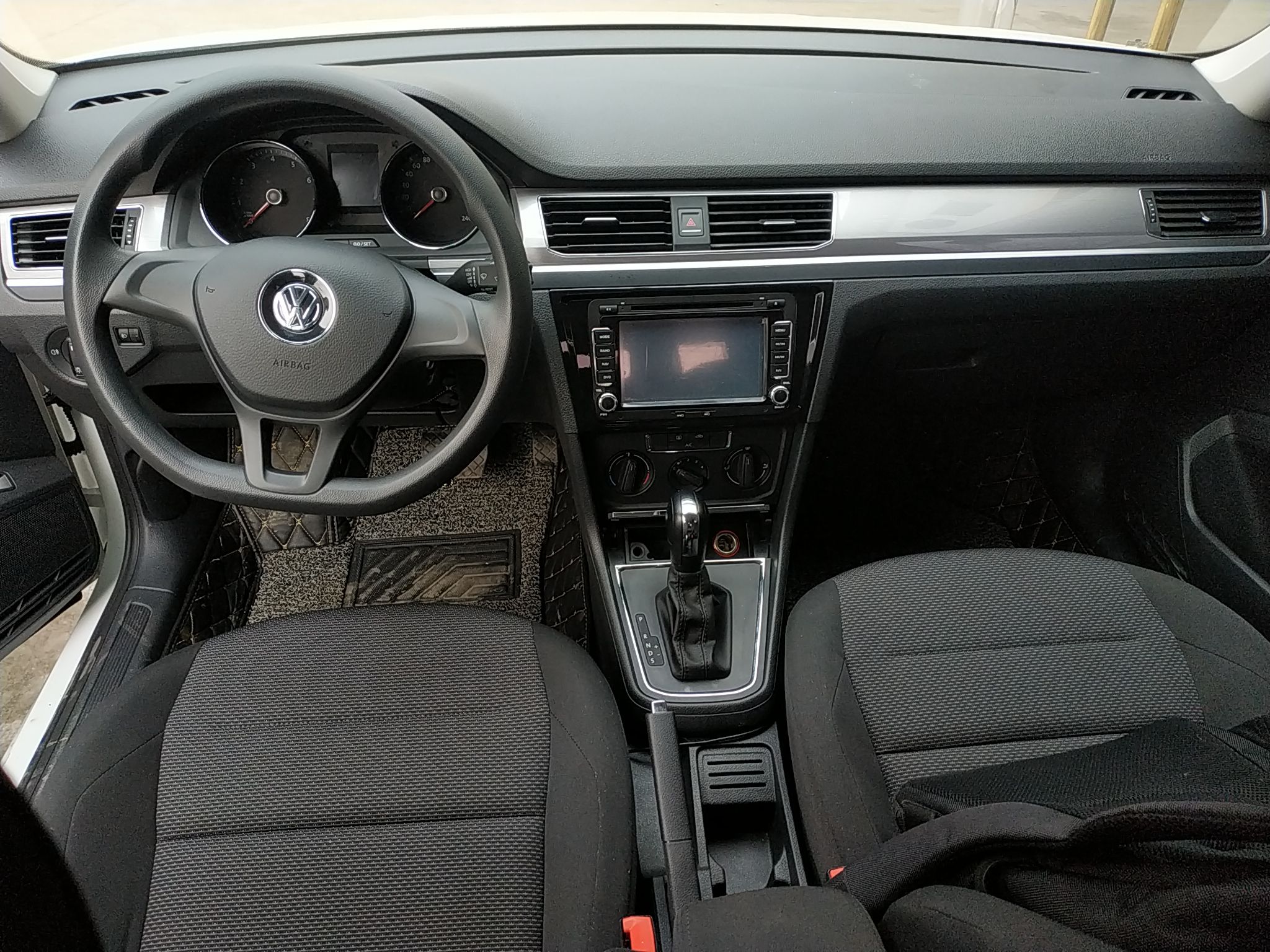 大众宝来2017款16l自动4门5座三厢车时尚型国Ⅴ