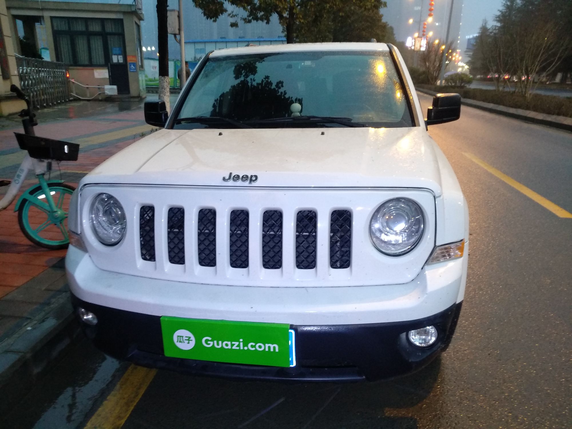 jeep 自由客 2014款 2.4l 运动版(进口) 基本信息
