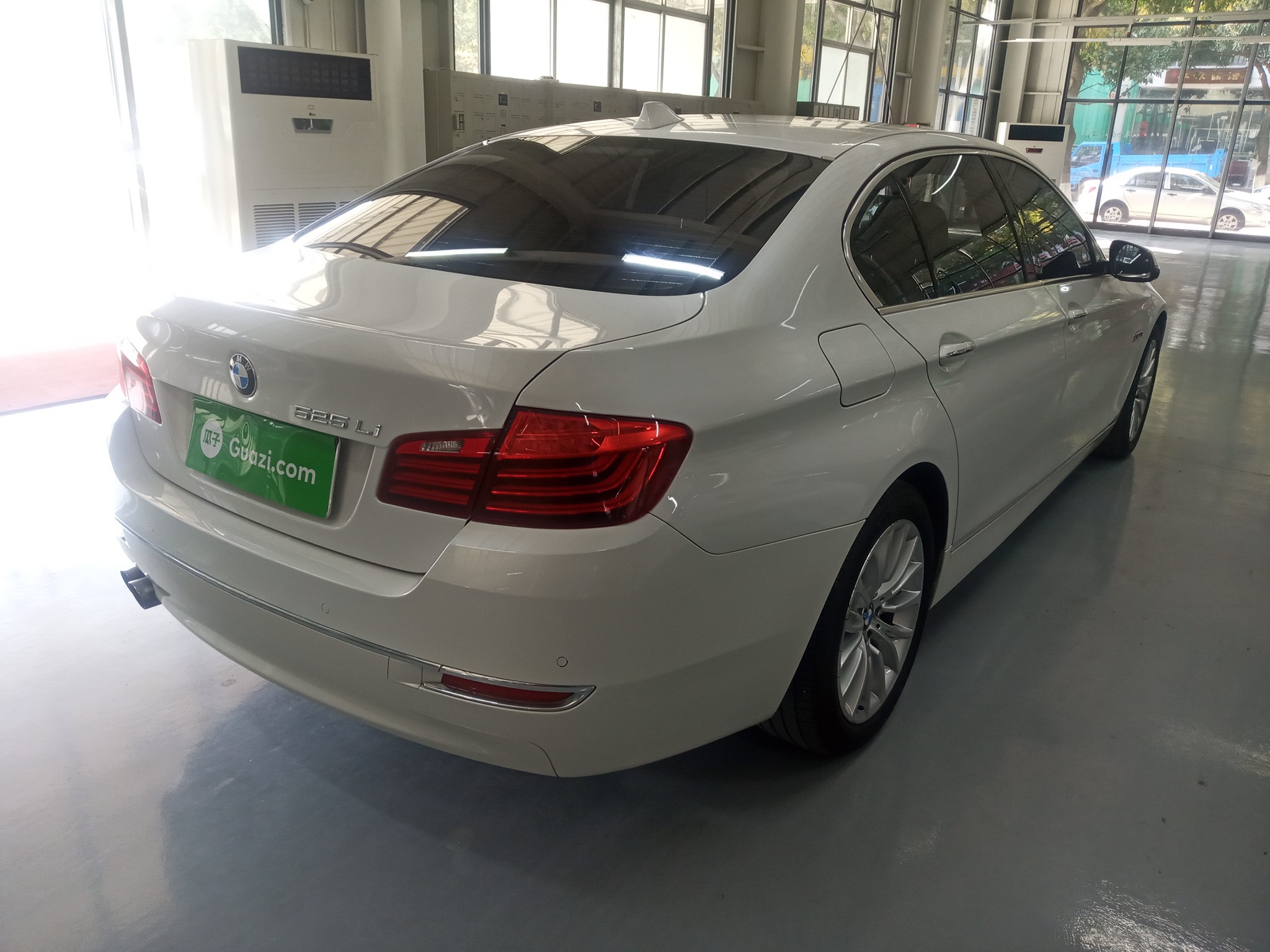 宝马5系 525Li 2017款 2.0T 自动 汽油 豪华设计套装 (国Ⅴ) 