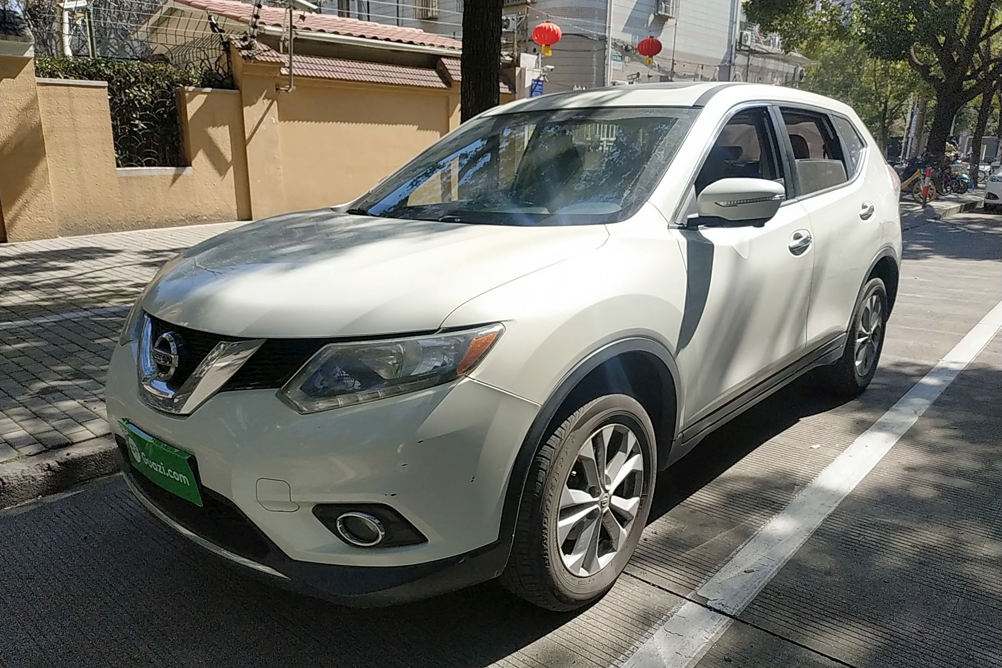 日产 奇骏 2014款 2.0l cvt舒适版 2wd