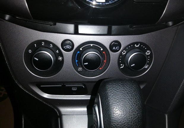福特福克斯 2012款 1.6L 自动 舒适型 (国Ⅴ) 