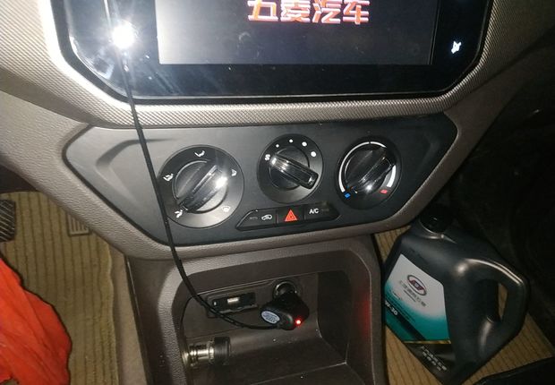 五菱宏光 S 2019款 1.5L 手动 8座 舒适型 
