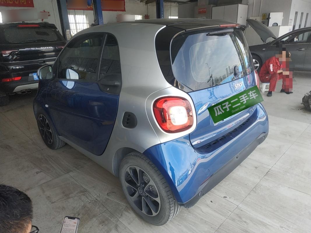 SmartForTwo [进口] 2015款 1.0L 自动 汽油 激情版 