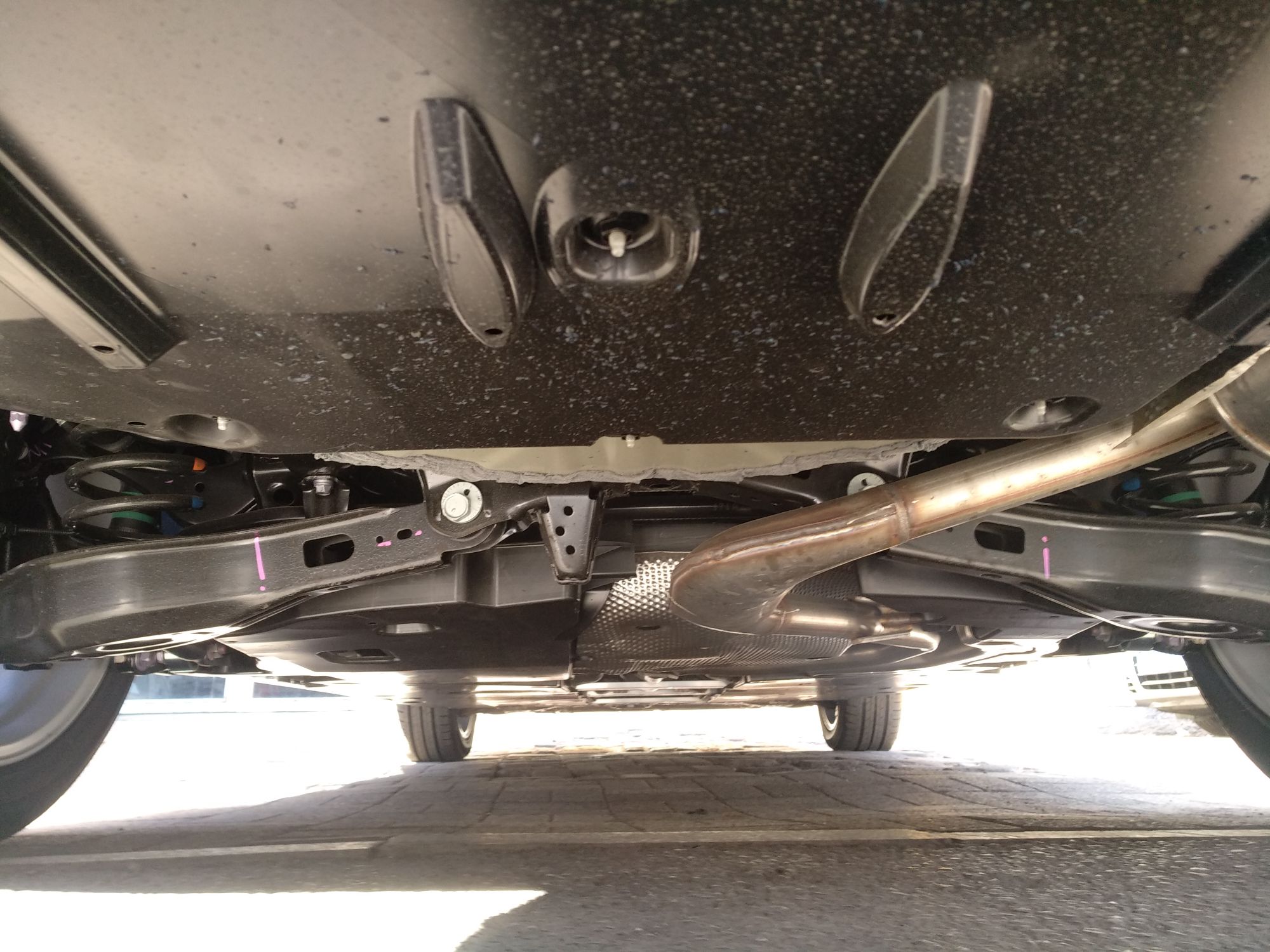 丰田雷凌2021款12t自动185t豪华版国Ⅵ