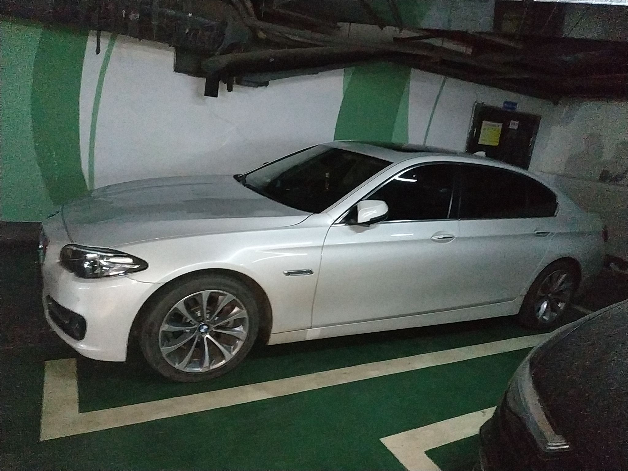 宝马5系 525Li 2017款 2.0T 自动 汽油 领先型 (国Ⅴ) 