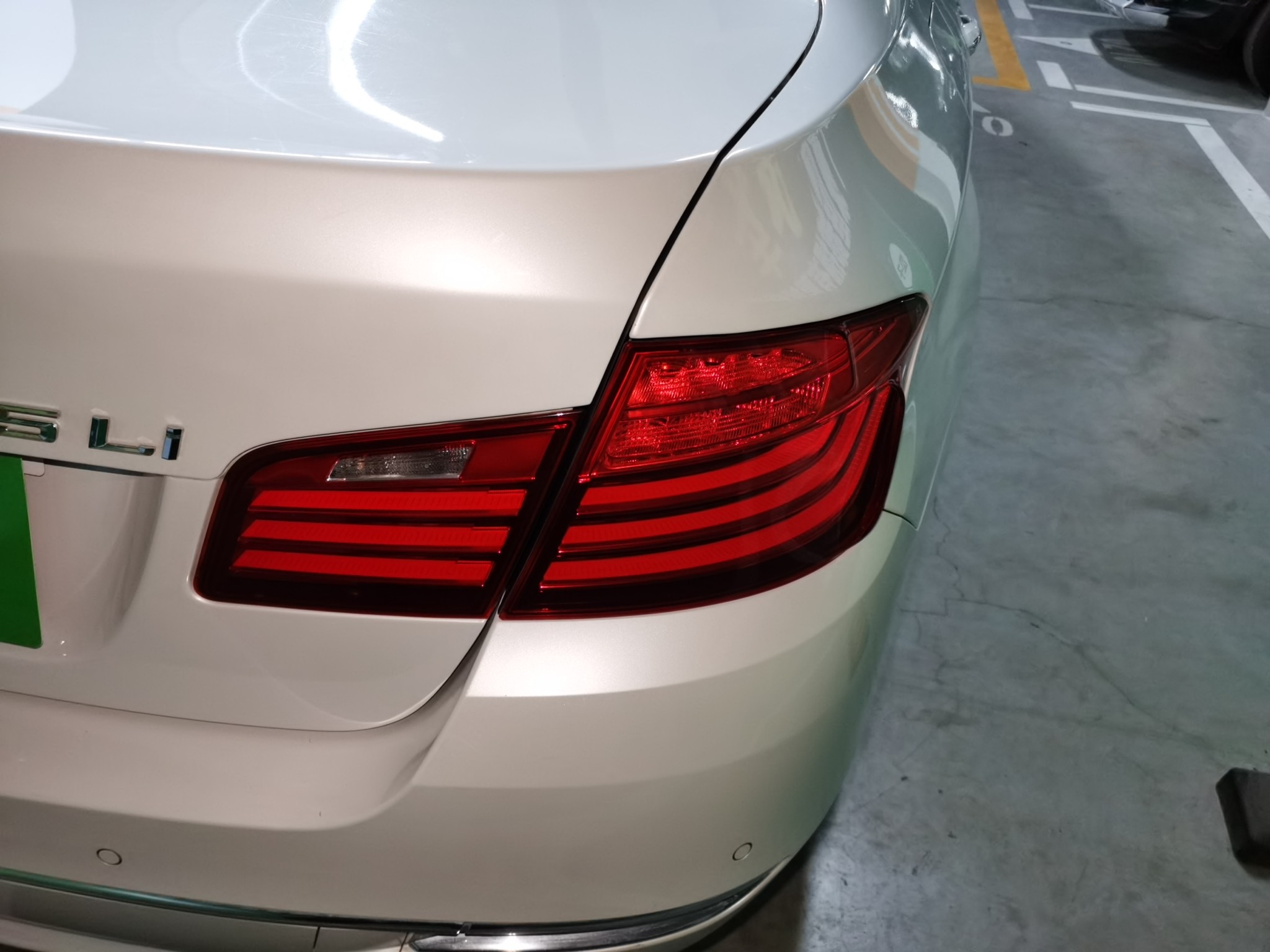 宝马5系 525Li 2014款 2.0T 自动 汽油 豪华设计套装 (国Ⅳ) 