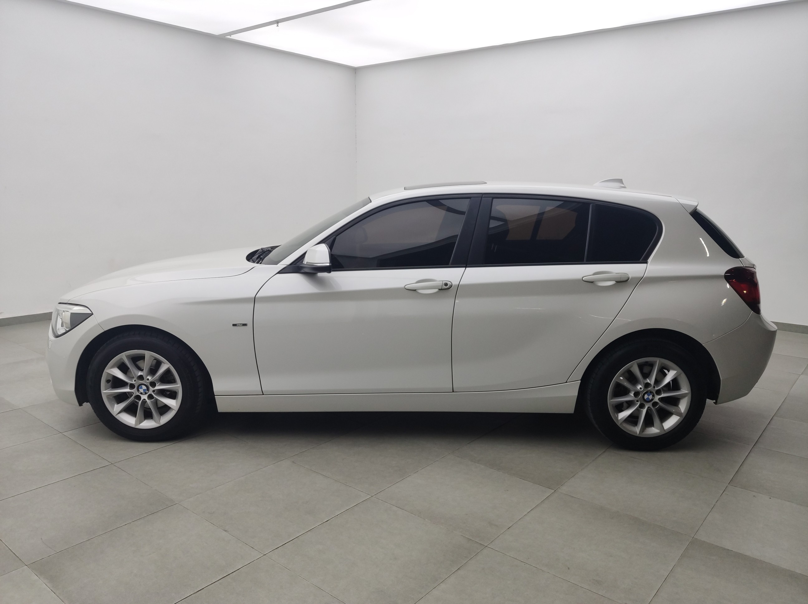 宝马1系116i进口2013款16t自动汽油改款都市版