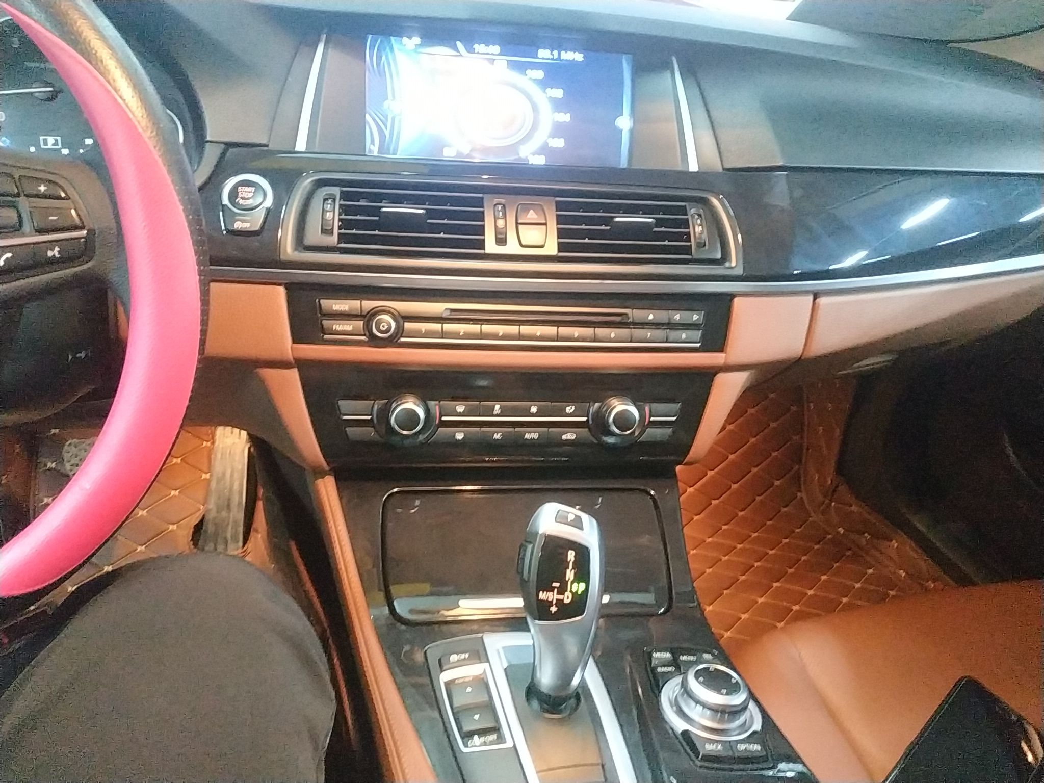 宝马5系 520Li 2014款 2.0T 自动 汽油 典雅型 (国Ⅳ) 