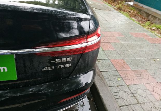 奥迪A6L 40TFSI 2021款 2.0T 自动 豪华动感型 (国Ⅵ) 