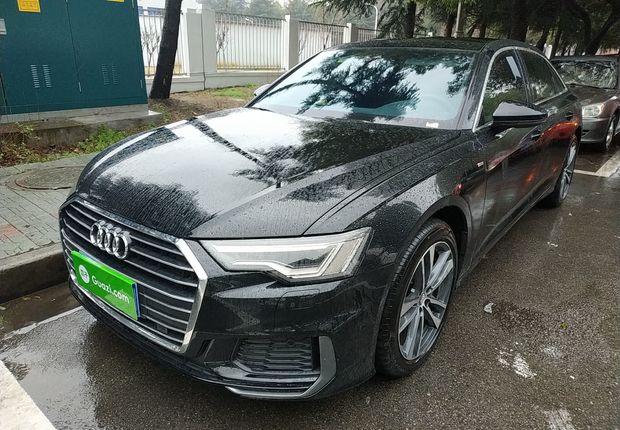 奥迪A6L 40TFSI 2021款 2.0T 自动 豪华动感型 (国Ⅵ) 