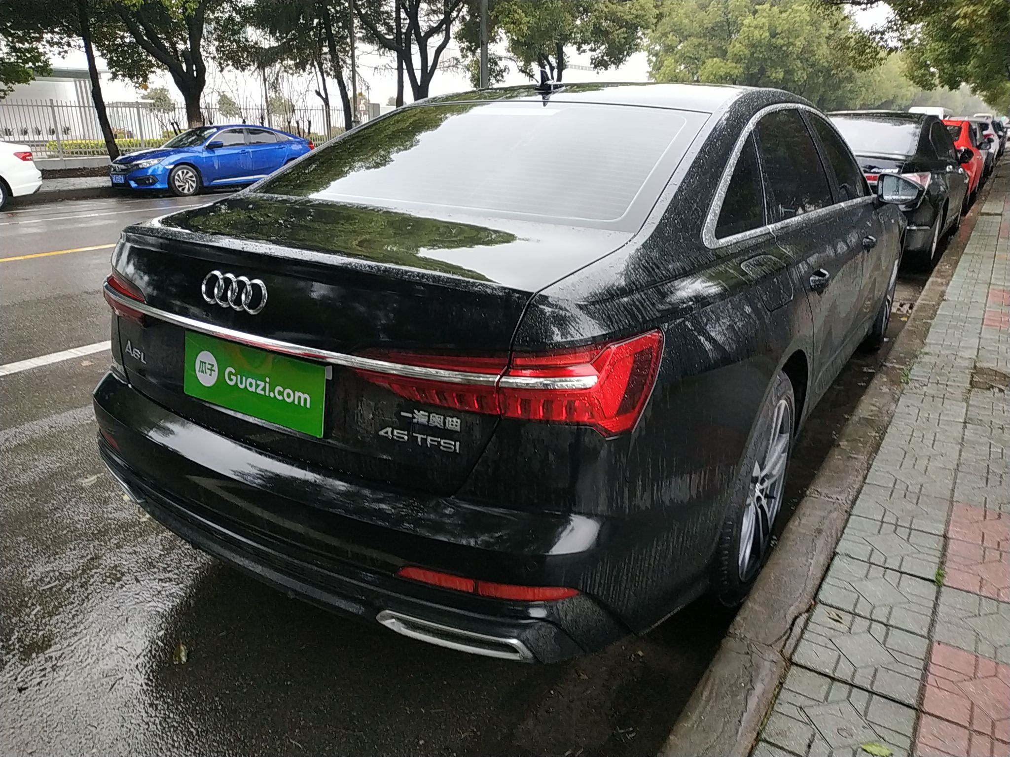 奥迪A6L 40TFSI 2021款 2.0T 自动 豪华动感型 (国Ⅵ) 