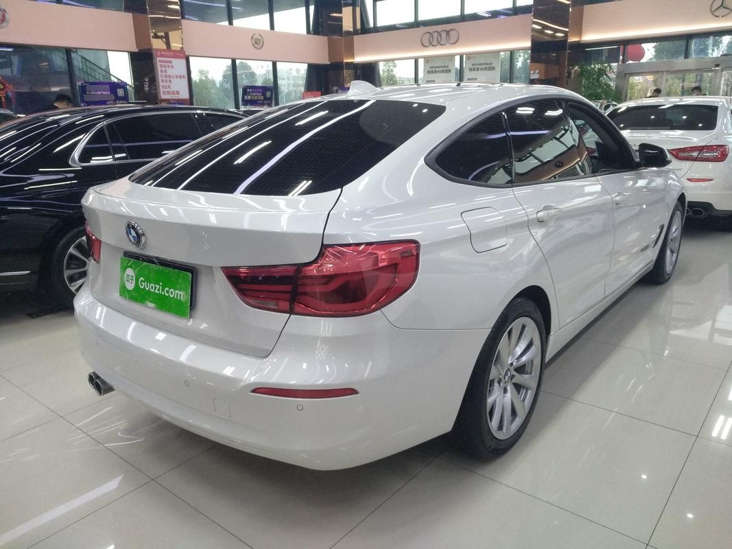 宝马3系GT 320i [进口] 2019款 2.0T 自动 汽油 M运动套装 