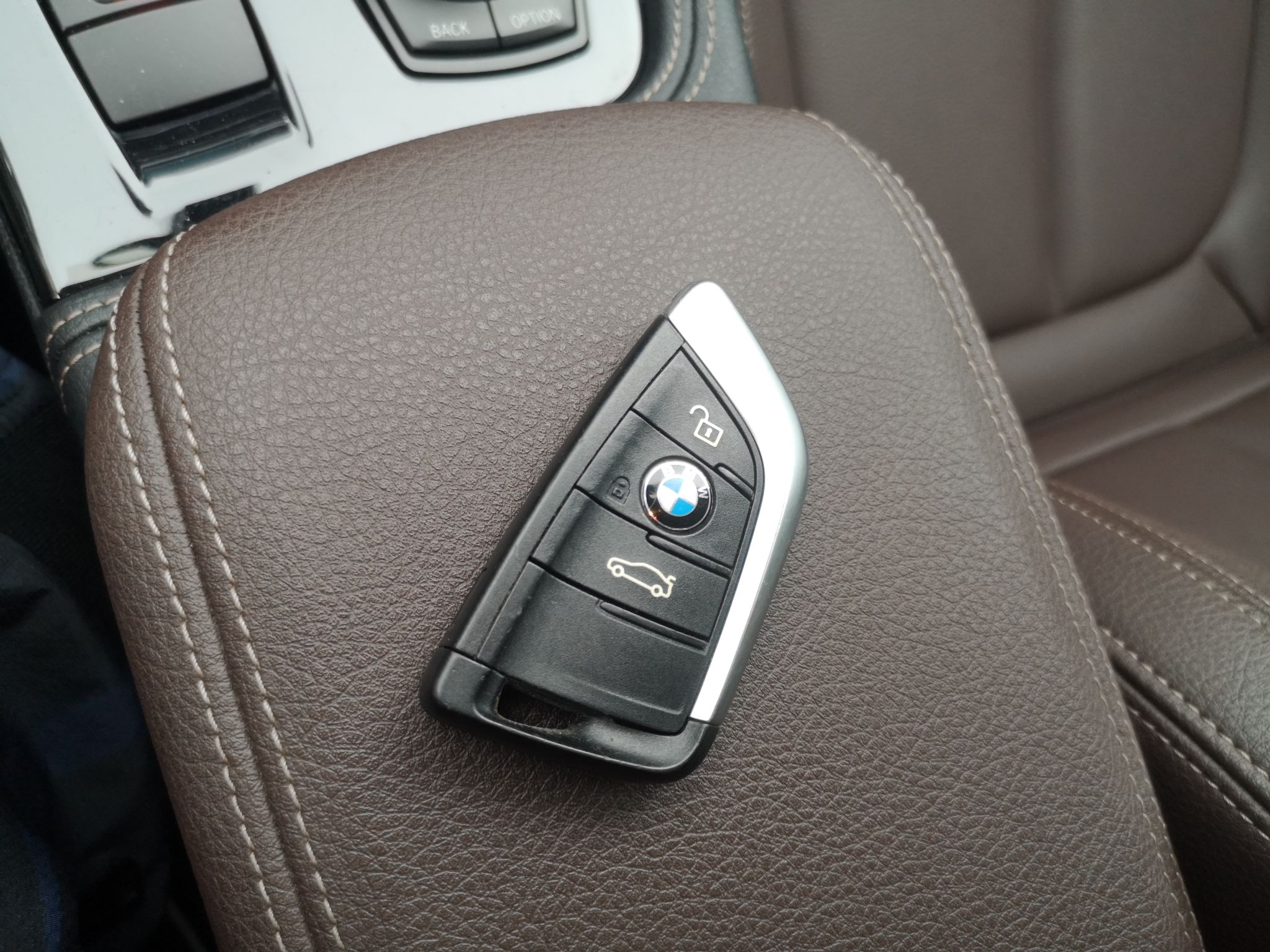 宝马1系120i2019款20t自动m运动套装国Ⅵ