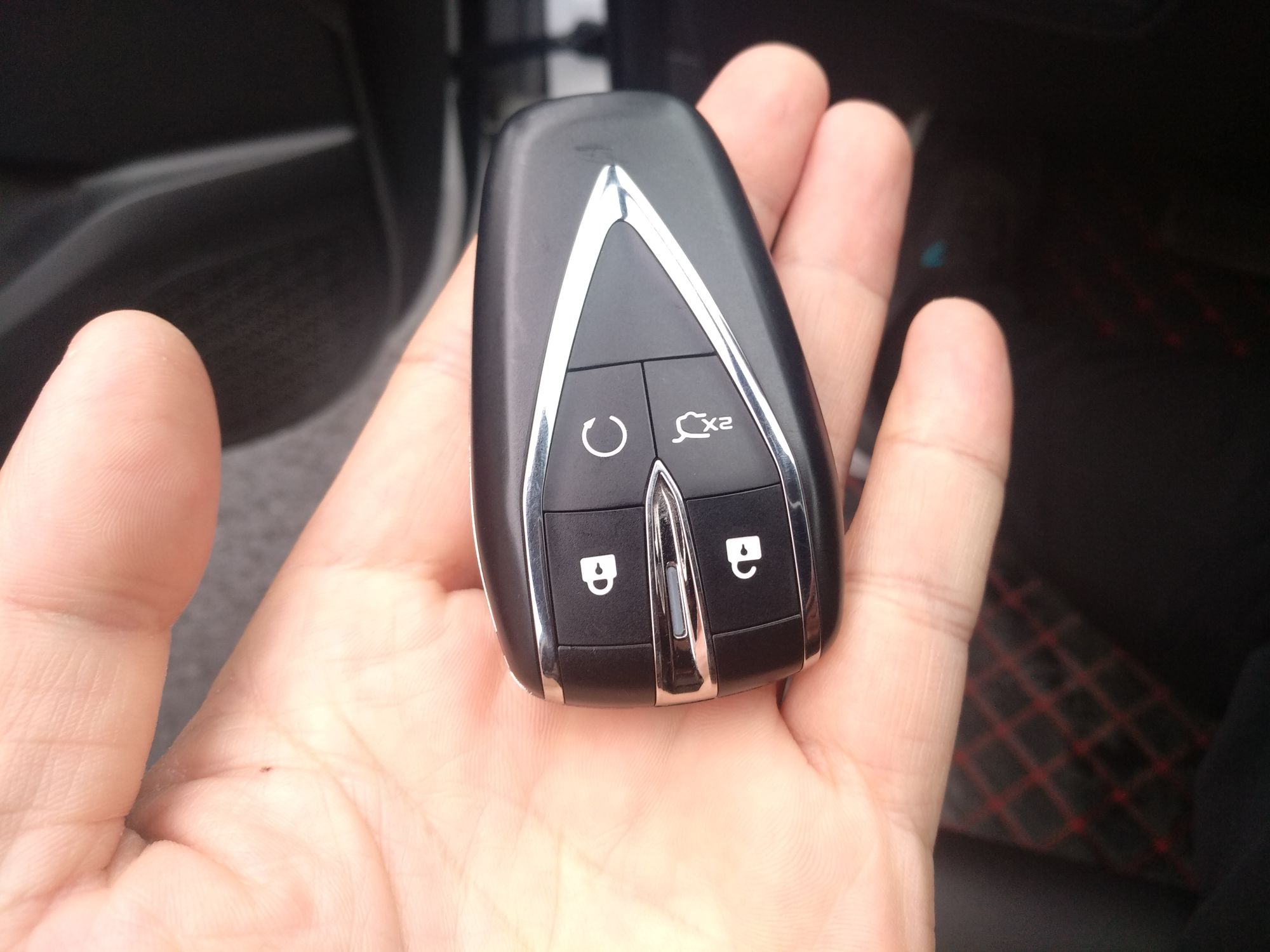 长安逸动plus2020款14t自动蓝鲸ne尊贵型gdi国Ⅵ